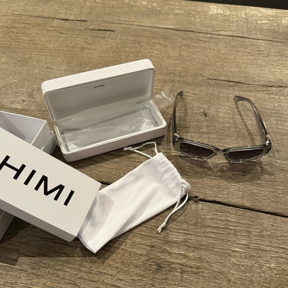 Chimi Polarized Sunglasses #10.2 in Grey main image 4